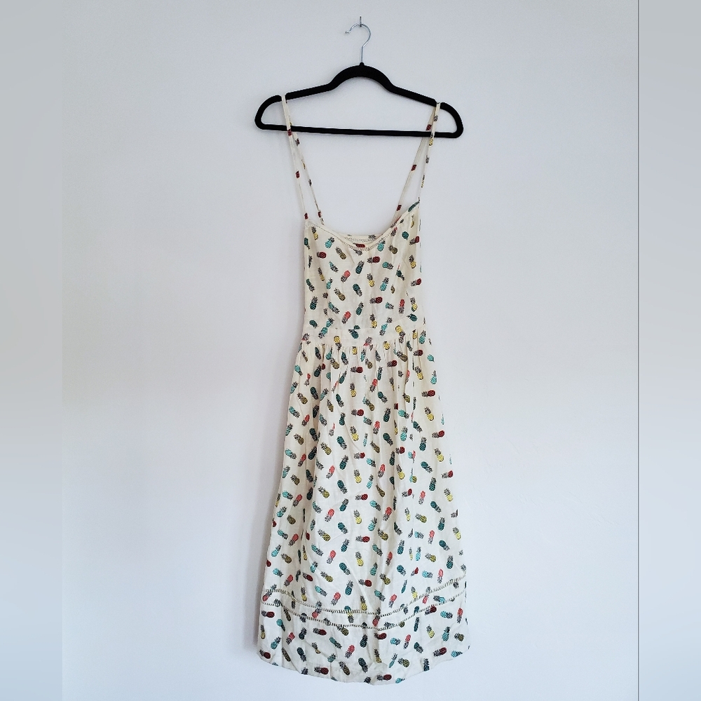 Stylish White Patterned Summer Dress - Picture 5 of 7